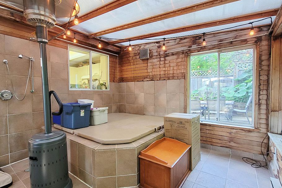 3595 Wellington Crescent North Vancouver, BC - 38