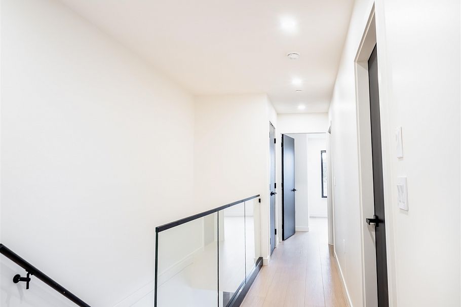 7962 Inverness Street Vancouver, BC - 8