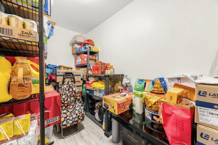 45 3425 E 49th Avenue Vancouver, BC - 27