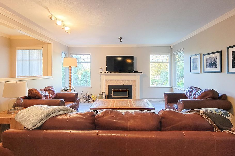 3595 Wellington Crescent North Vancouver, BC - 27