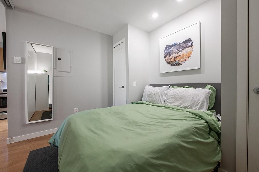 1 3728 Thurston Street Burnaby, BC - 12
