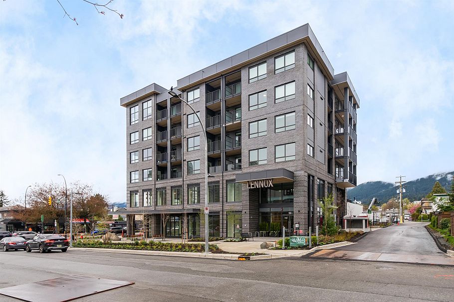 414 110 E 17th Street North Vancouver, BC - 26