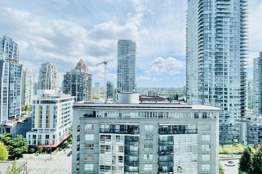 1506 1325 Rolston Street Vancouver, BC - 9