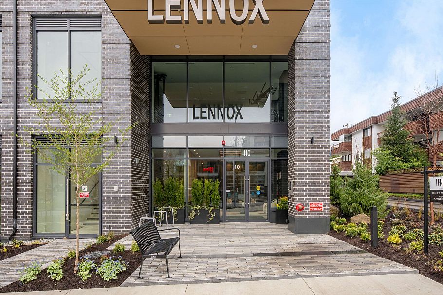 414 110 E 17th Street North Vancouver, BC - 1