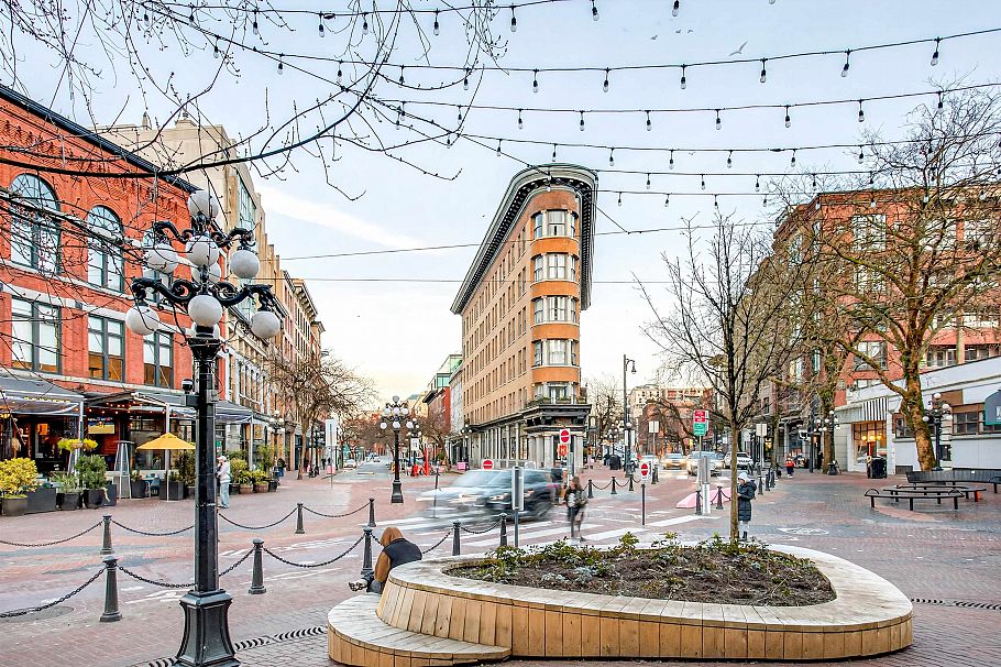 805 22 E Cordova Street Vancouver, BC - 32