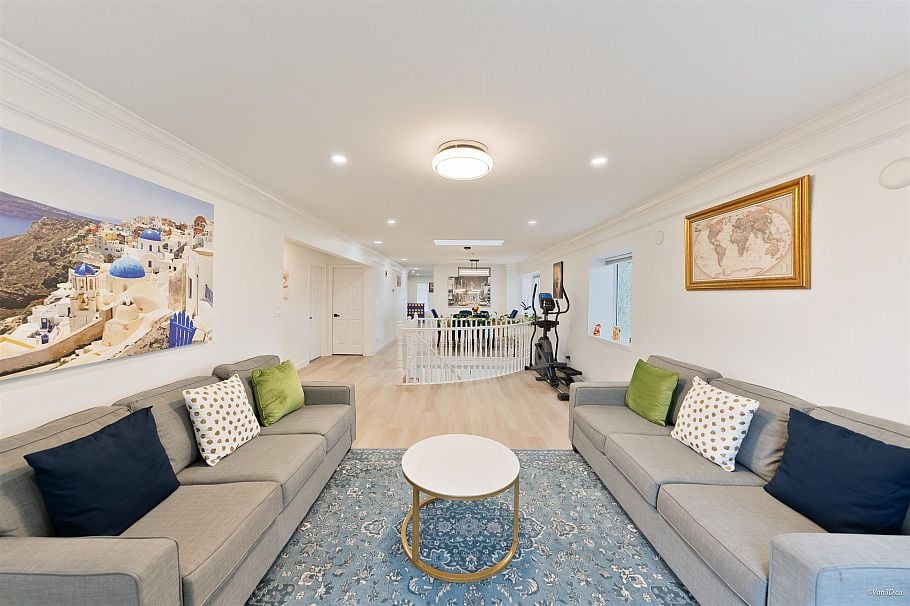 707 E 63rd Avenue Vancouver, BC - 14
