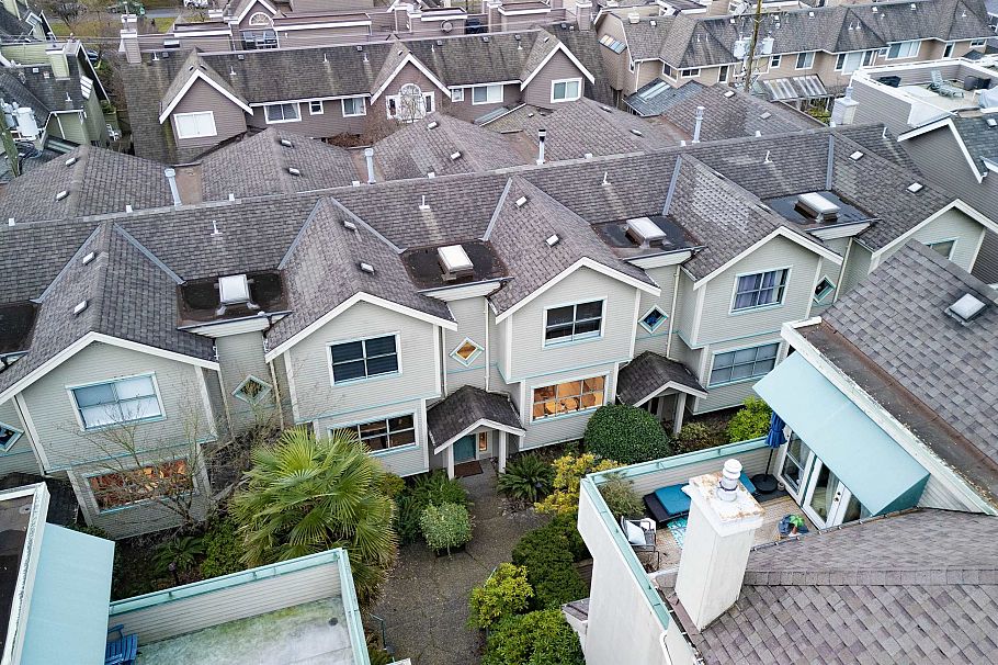 5 229 E 8th Street North Vancouver, BC - 30