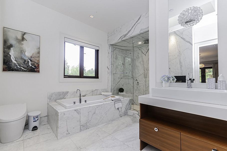 3875 W 36th Avenue Vancouver, BC - 19