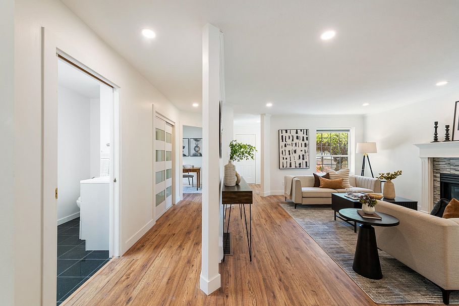 2111 Philip Avenue North Vancouver, BC - 5