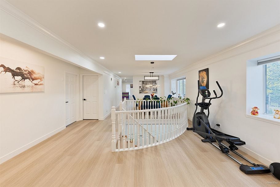 707 E 63rd Avenue Vancouver, BC - 7