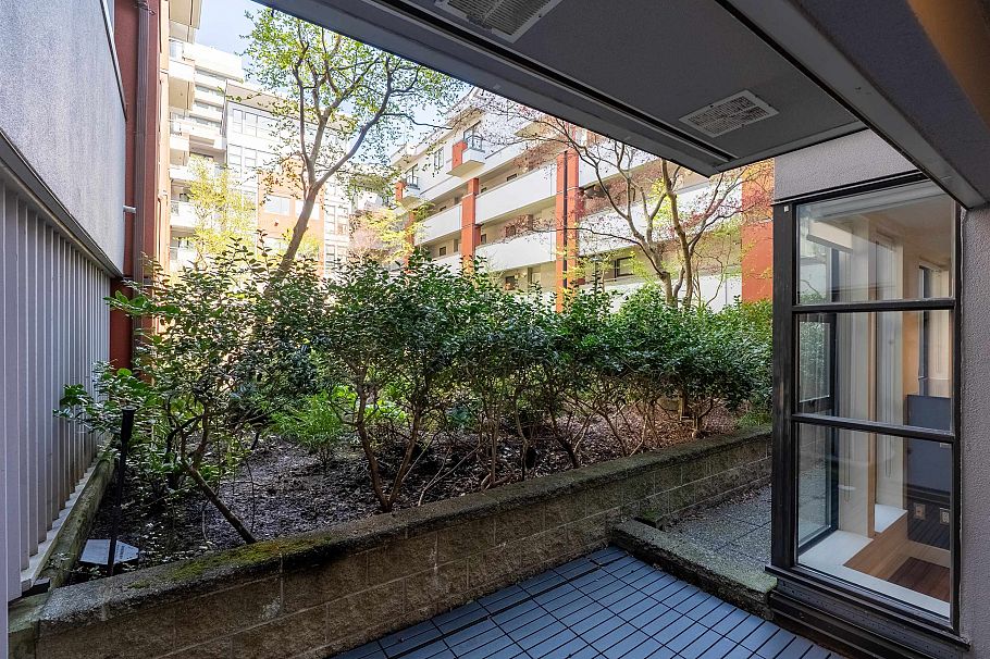 203 305 Lonsdale Avenue North Vancouver, BC - 16