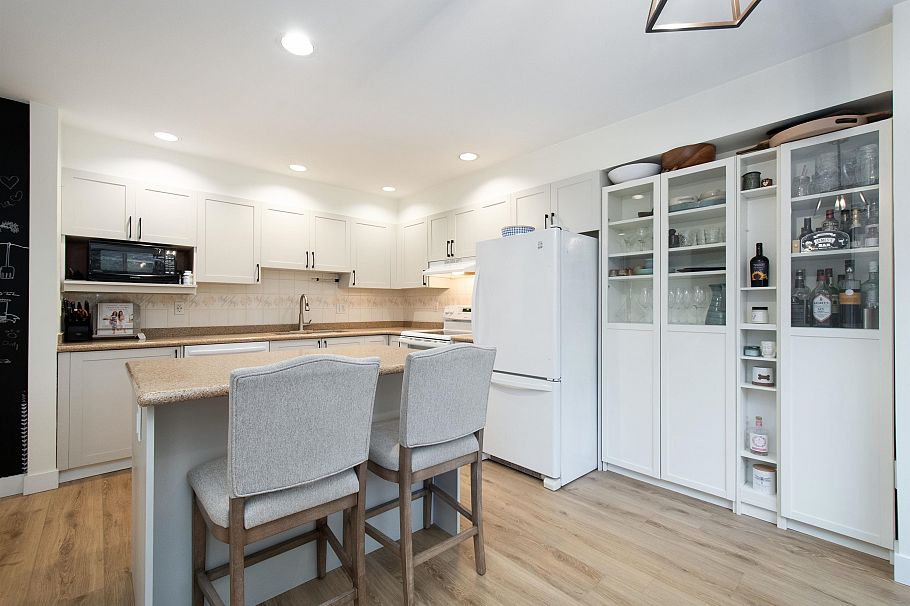 5 229 E 8th Street North Vancouver, BC - 8