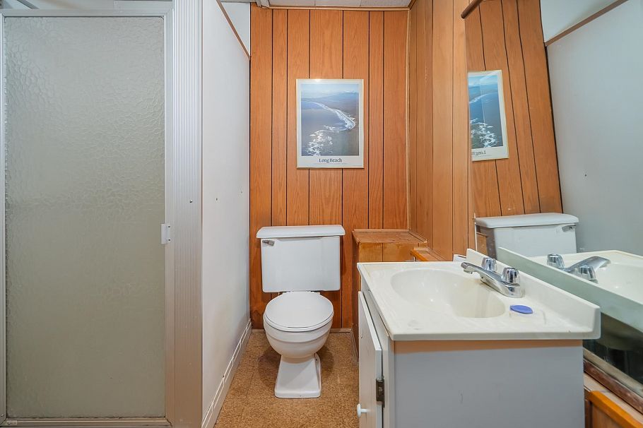 5240 Halley Avenue Burnaby, BC - 16