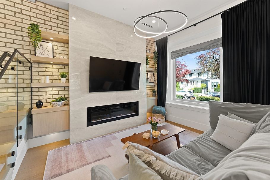 2848 W 23rd Avenue Vancouver, BC - 4