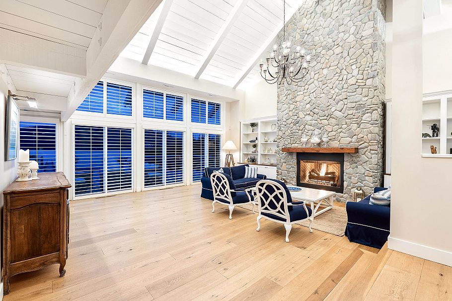 614 Lowry Lane North Vancouver, BC - 4