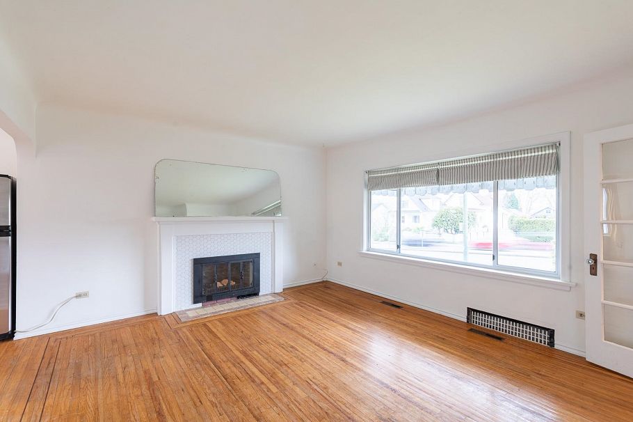 21 E 41st Avenue Vancouver, BC - 10