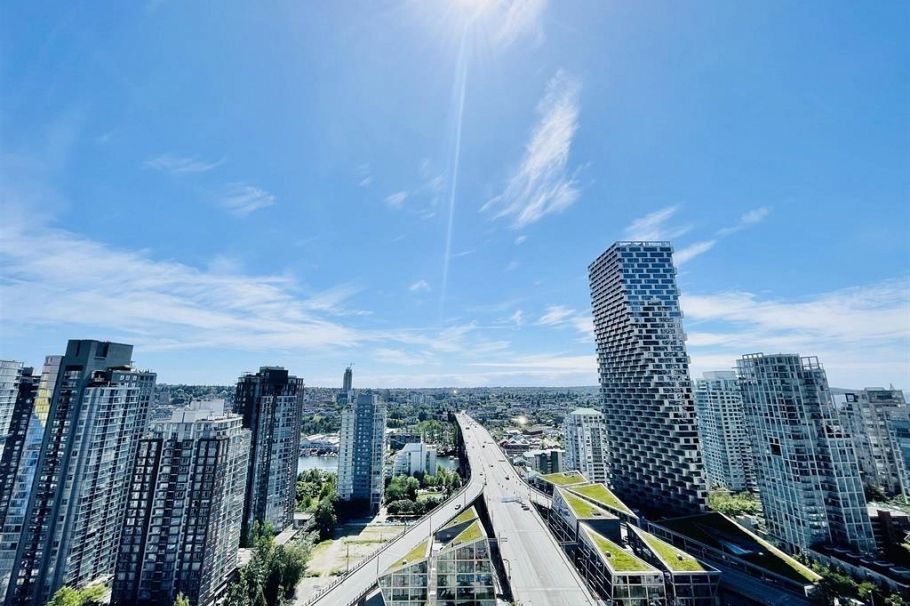 1506 1325 Rolston Street Vancouver, BC - 16