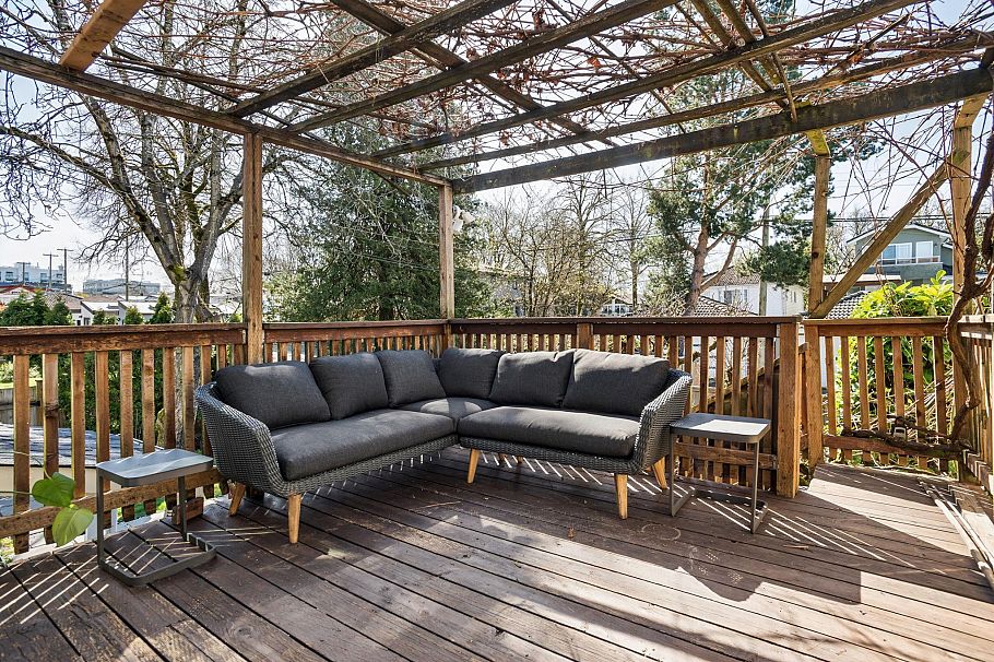 494 E 18th Avenue Vancouver, BC - 34