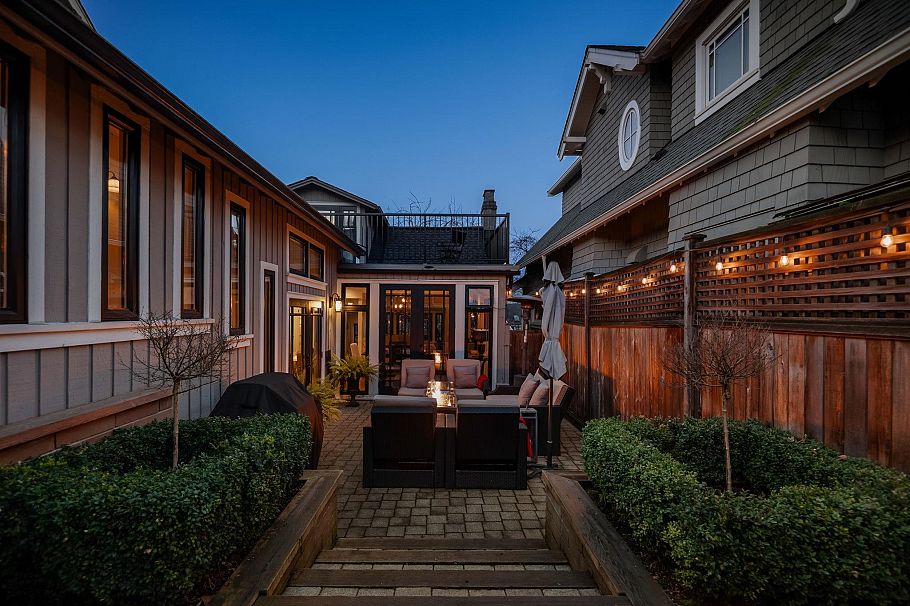 3814 W 11 Avenue Vancouver, BC - 5