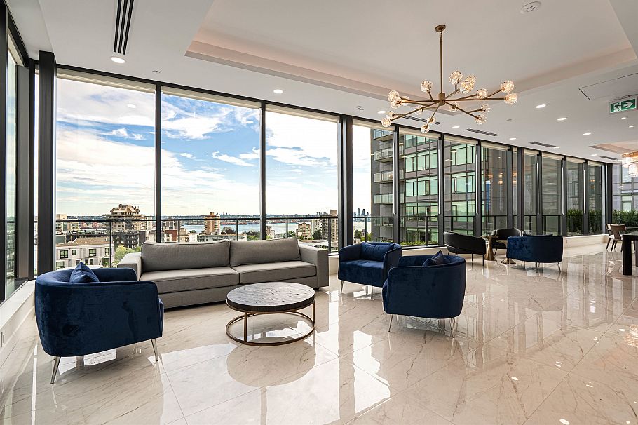 410 135 E 13th Street North Vancouver, BC - 21