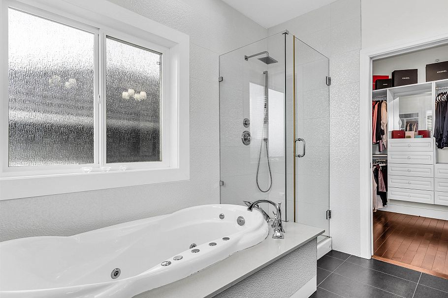 66 E 57th Avenue Vancouver, BC - 20