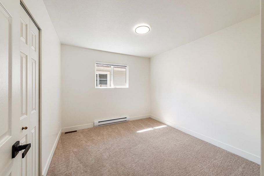 2111 Philip Avenue North Vancouver, BC - 26