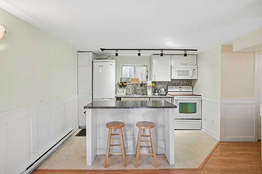 494 E 18th Avenue Vancouver, BC - 29