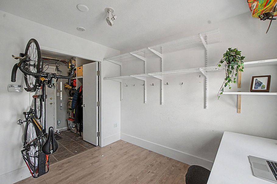 130 Lakewood Drive Vancouver, BC - 17