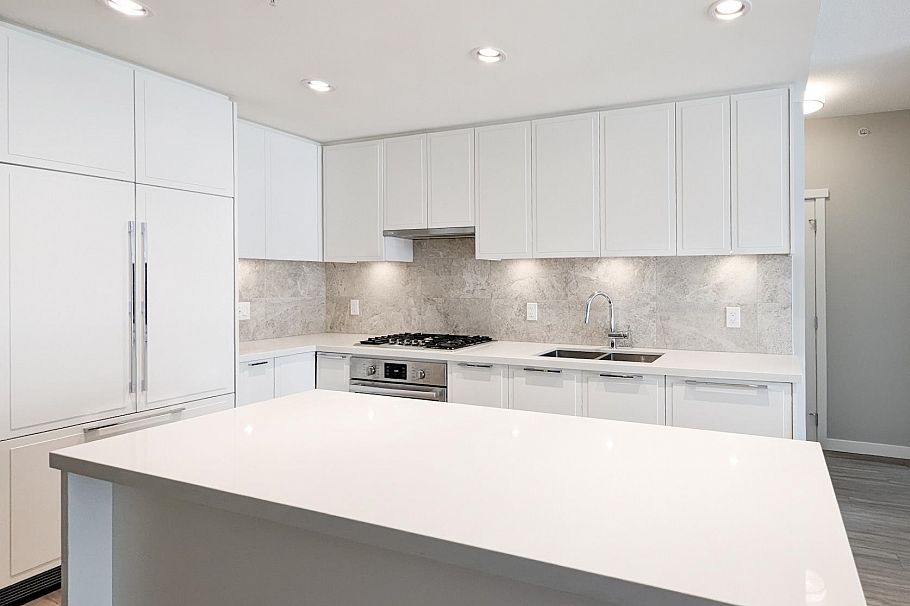 402 3188 Riverwalk Avenue Vancouver, BC - 3