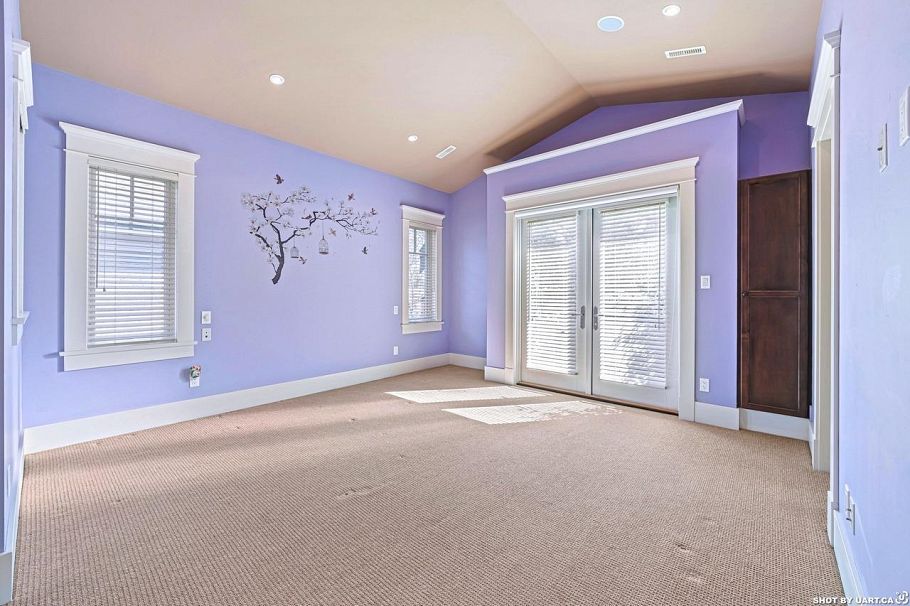 1255 W 26th Avenue Vancouver, BC - 11