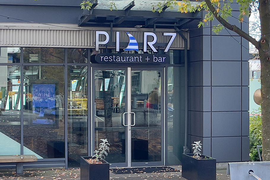 227 119 W 22nd Street North Vancouver, BC - 38