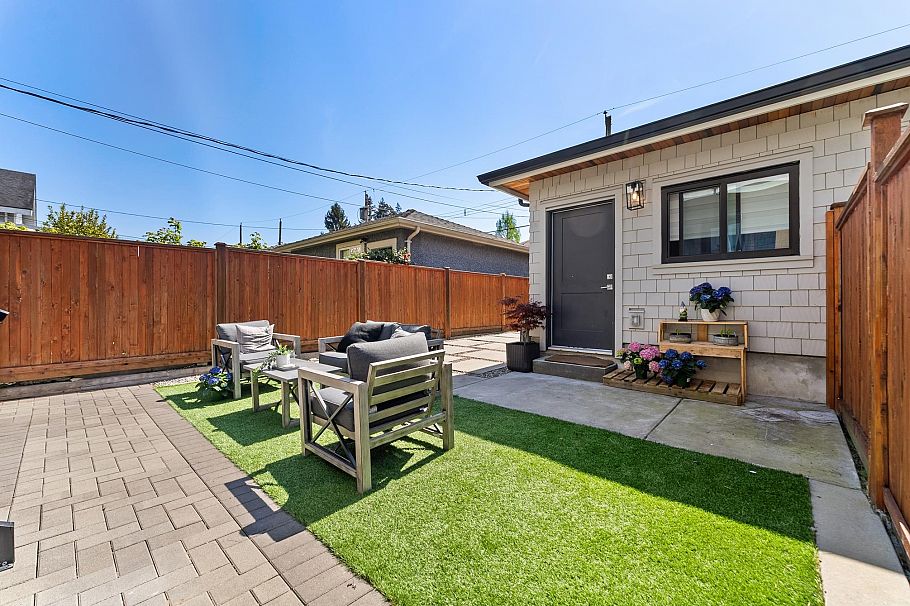 2848 W 23rd Avenue Vancouver, BC - 32