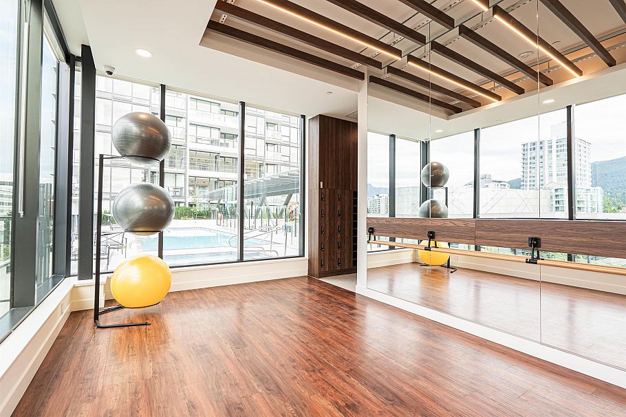 410 135 E 13th Street North Vancouver, BC - 28