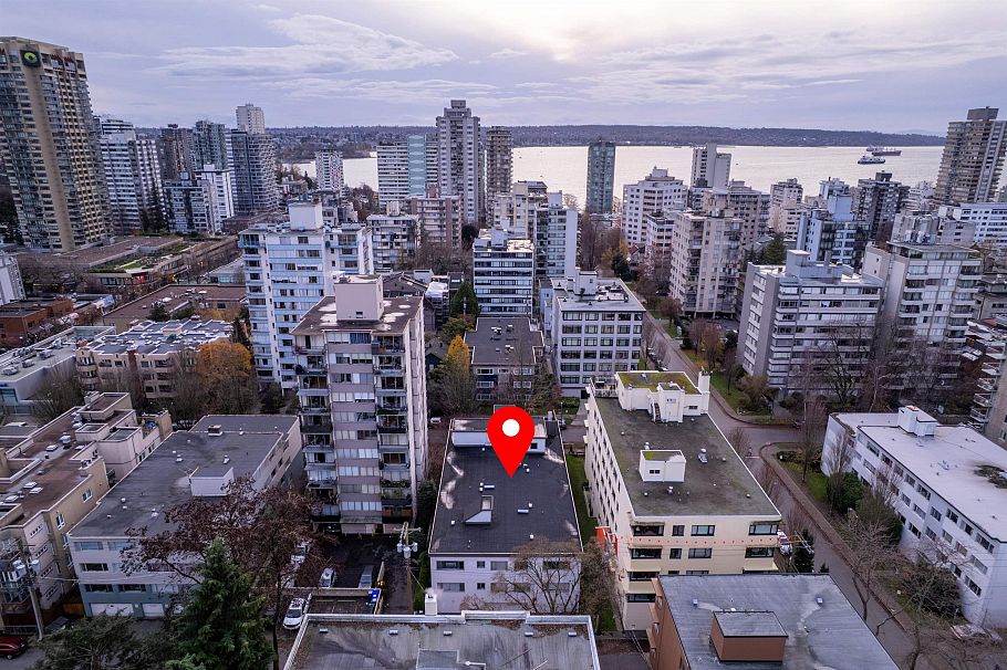 2 1879 Barclay Street Vancouver, BC - 19