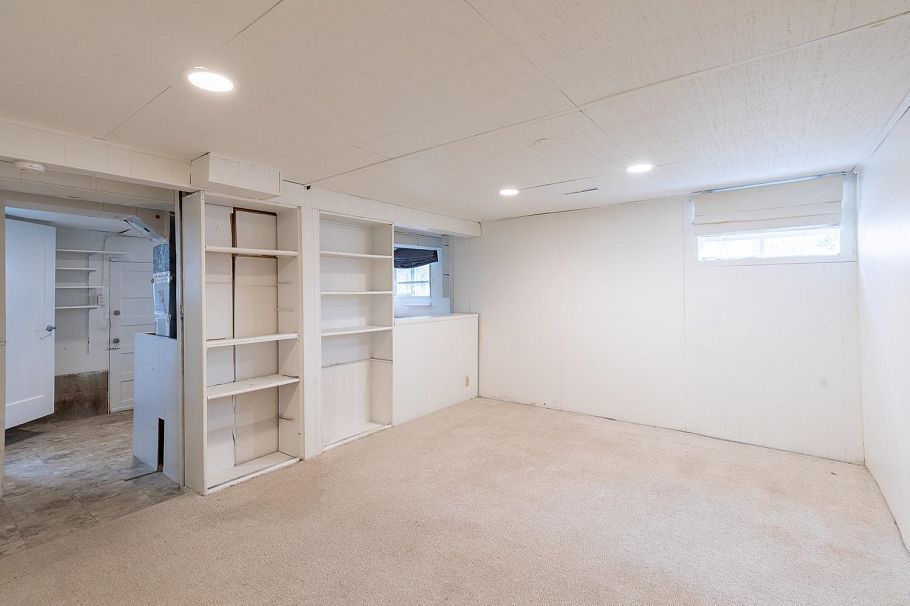 21 E 41st Avenue Vancouver, BC - 21