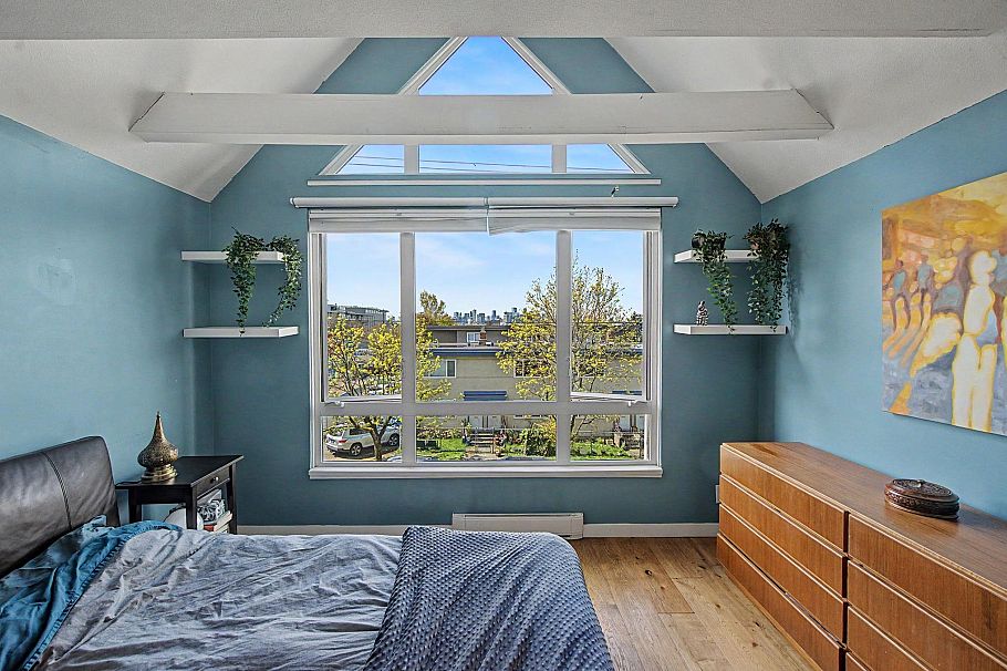 130 Lakewood Drive Vancouver, BC - 10