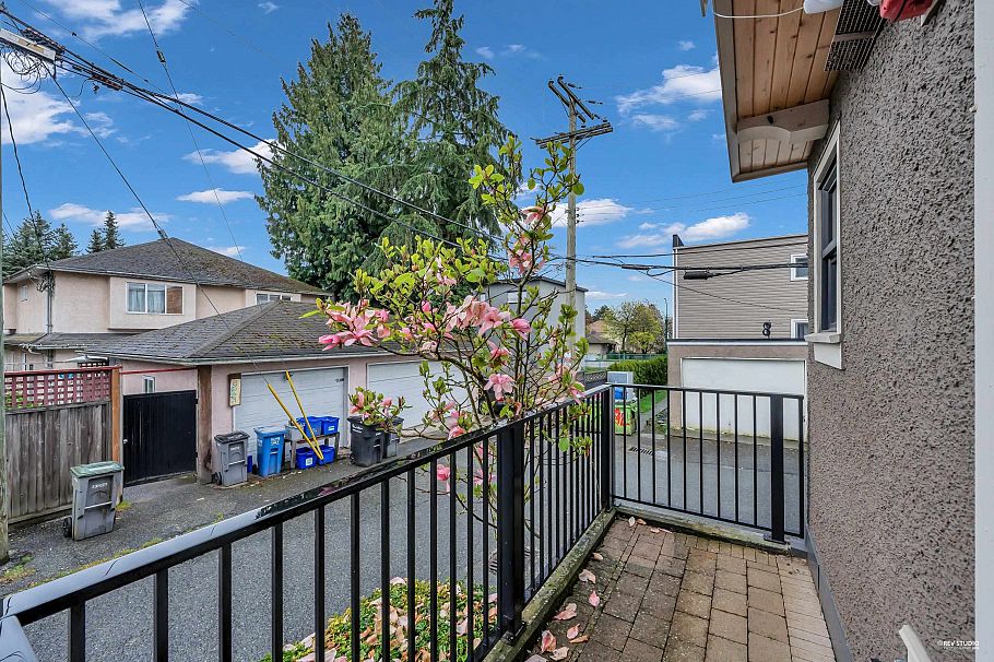 8576 Osler Street Vancouver, BC - 4