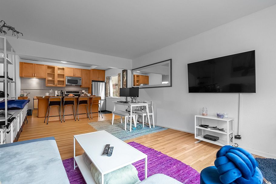 2 1879 Barclay Street Vancouver, BC - 6