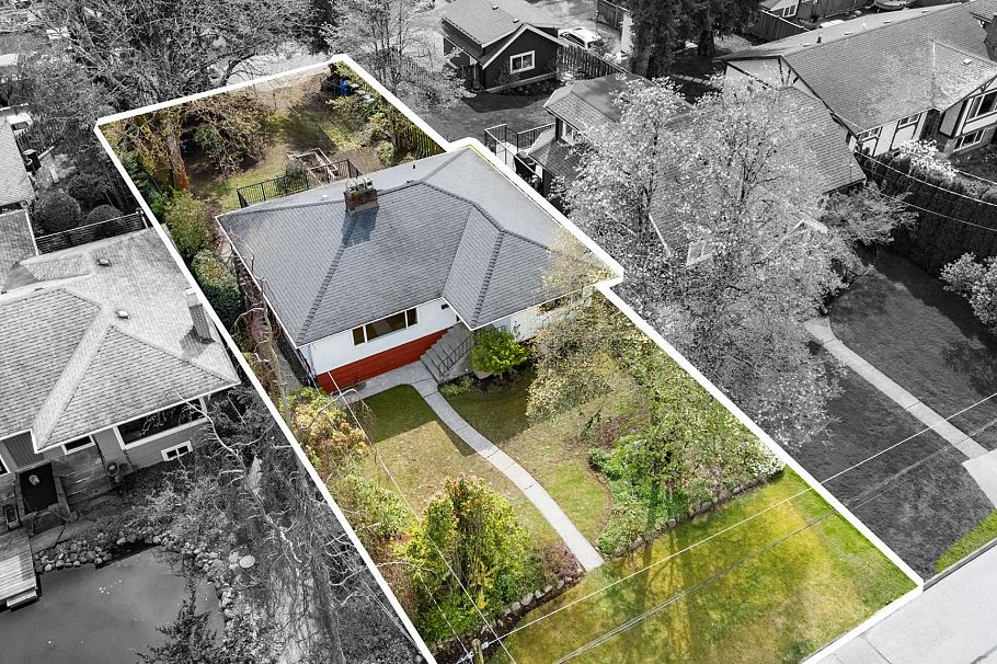 753 E 9th Street North Vancouver, BC - 21