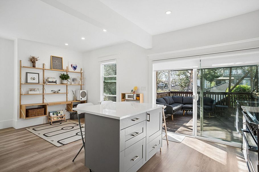 494 E 18th Avenue Vancouver, BC - 15