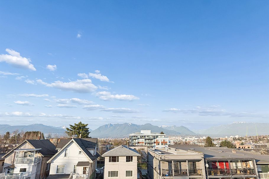 2 847 E 10 Avenue Vancouver, BC - 22