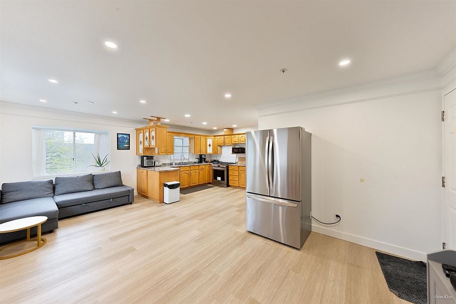 707 E 63rd Avenue Vancouver, BC - 22