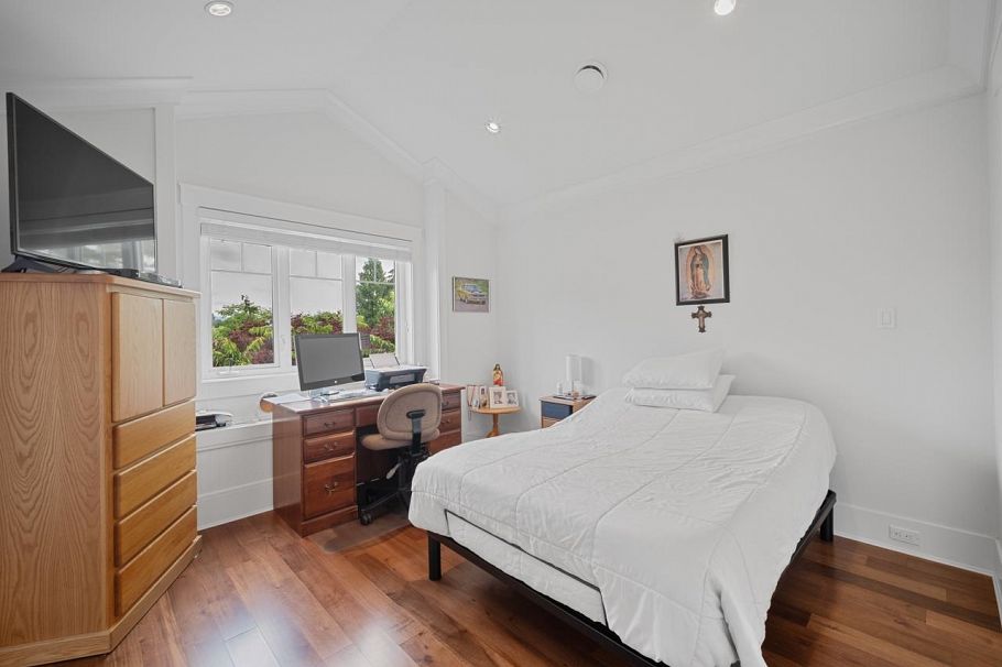 3288 W 32nd Avenue Vancouver, BC - 18