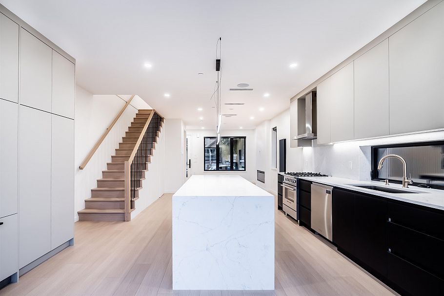 7960 Inverness Street Vancouver, BC - 5