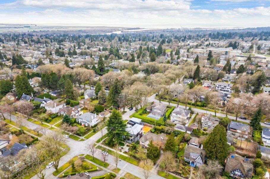 6261 Adera Street Vancouver, BC - 29