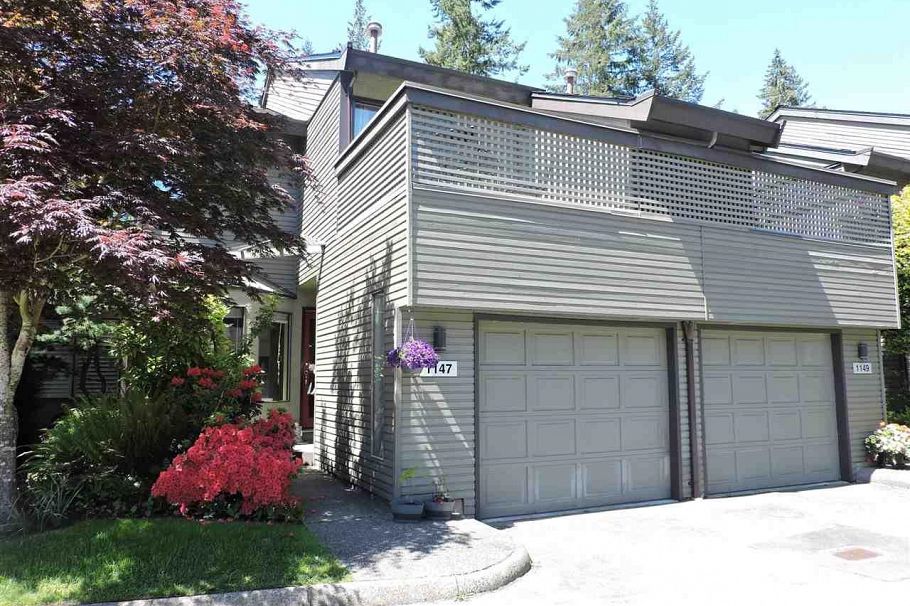 1147 Montroyal Boulevard North Vancouver, BC - 1