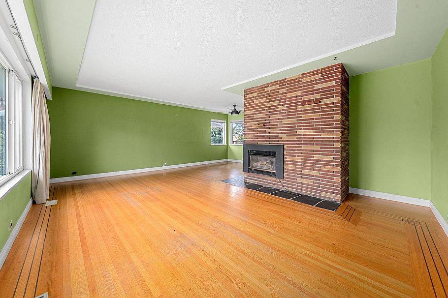 753 E 9th Street North Vancouver, BC - 5