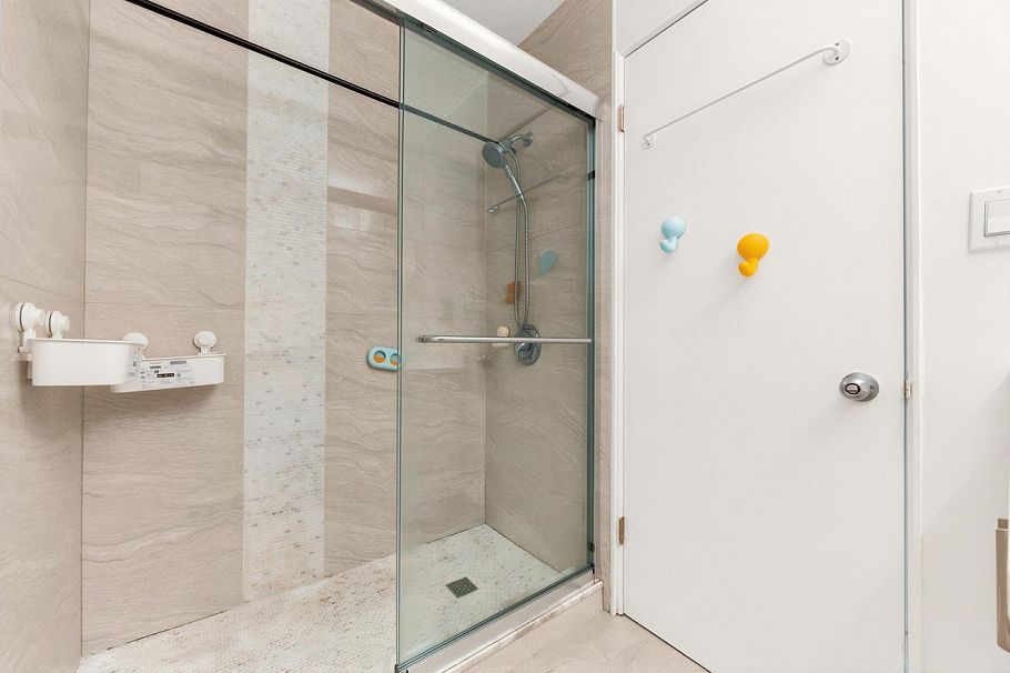 45 3425 E 49th Avenue Vancouver, BC - 23