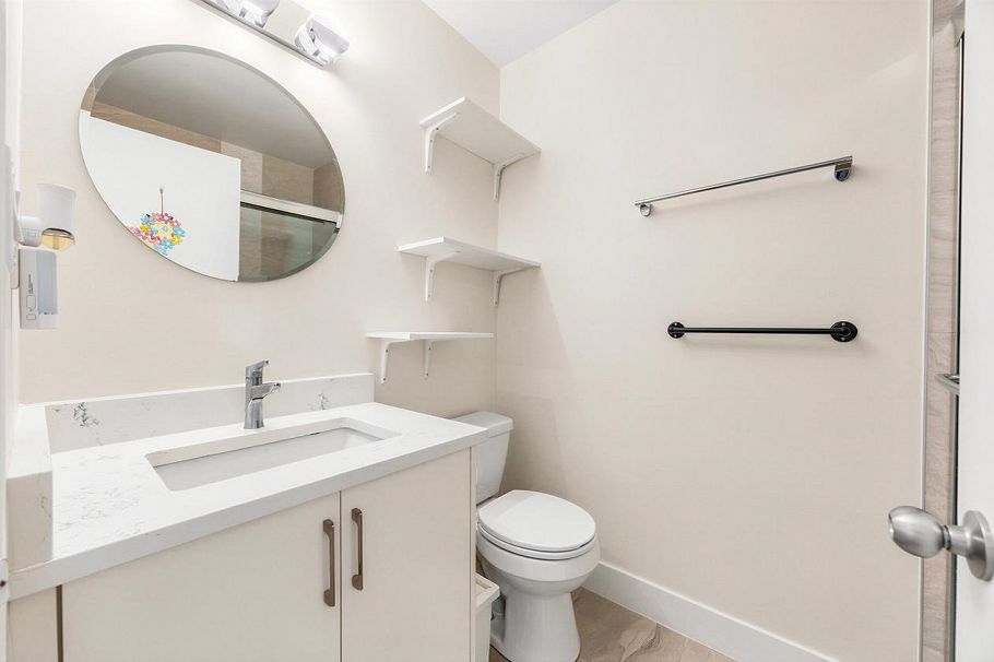 45 3425 E 49th Avenue Vancouver, BC - 22