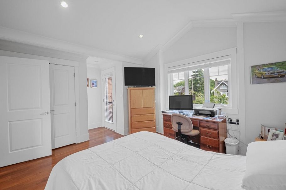 3288 W 32nd Avenue Vancouver, BC - 23